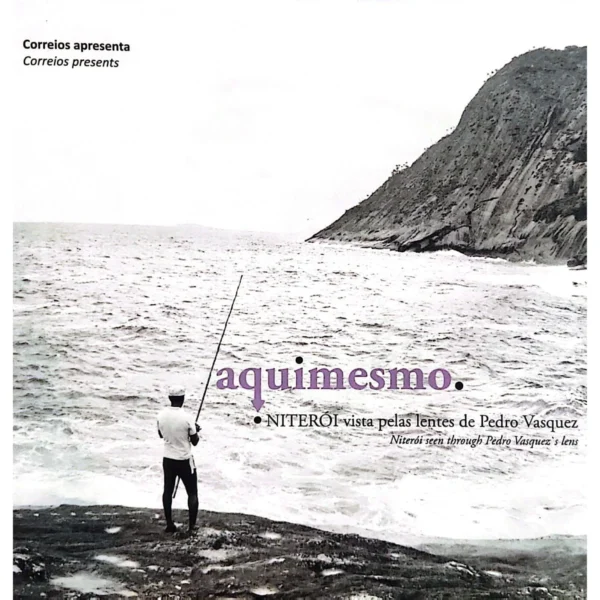 Capa do livro Aquimesmo – Niterói vista pelas lentes de Pedro Vasquez, exemplar usado à venda na Livraria Meu Rio de Todos os Tempos