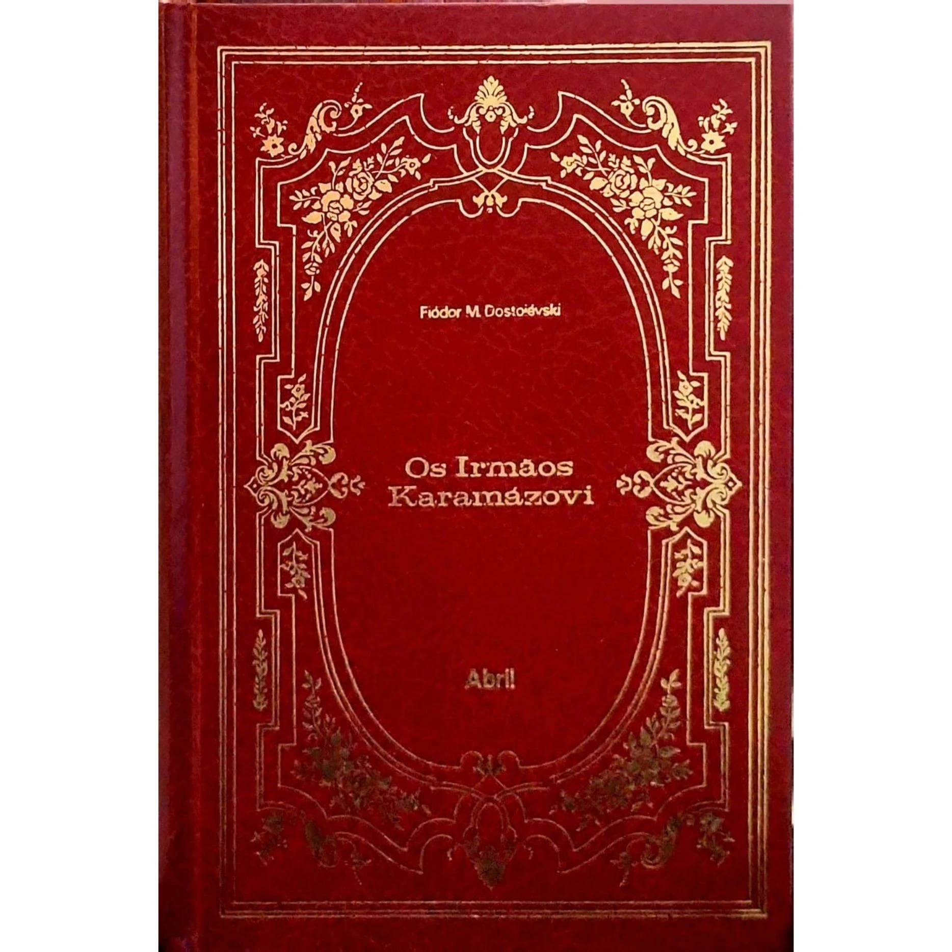 Capa do livro Os Irmaos Karamazov de Fiodor Dostoievski classico da literatura russa.